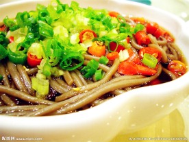 酸辣蕨根粉