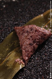 黑糯米粽子