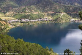 泸沽湖风光