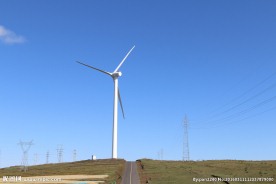 草原天路大风车