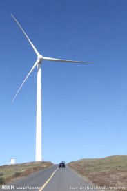 草原天路大风车
