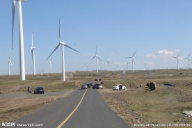 草原天路风车