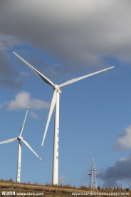 草原天路大风车