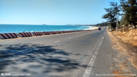 笔直的滨海公路