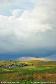 草原天空