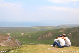 远望青海湖