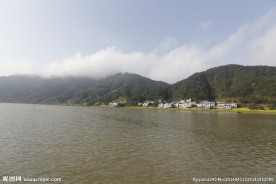 新安江风光