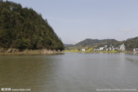 新安江风光