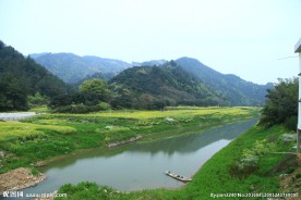 新安江风光