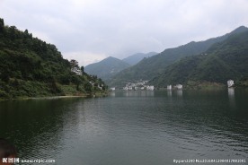 新安江风光