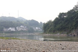 新安江风光