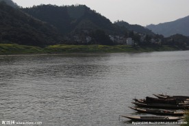 新安江风光