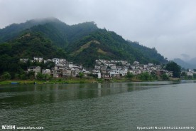 新安江风光