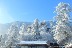 峨眉山雪景
