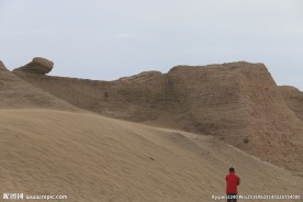 戈壁滩风光