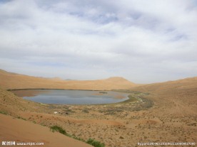 戈壁滩风光