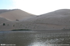 戈壁滩风光