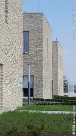 学校外景