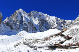 玉龙雪山