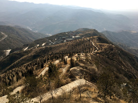山脉风景图
