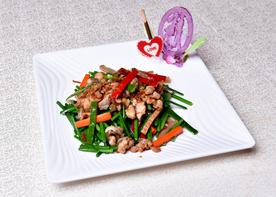 菜圃韭菜花爆鳄鱼肉