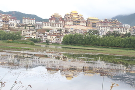 云南松赞林寺