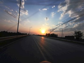 天 路
