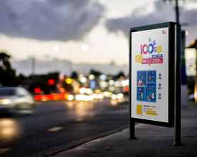 街边灯箱广告样机