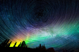 梦幻夜晚天空景色