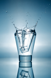 冰块可乐汽水冰饮图片