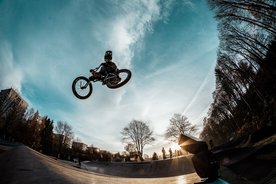 自行车共享单车车技图片