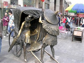 黄包车雕塑
