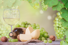 酒杯酒瓶水杯图片