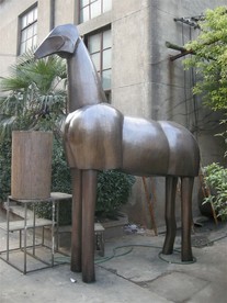 马雕塑