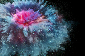 黑底红蓝花状粉末飞溅壁纸