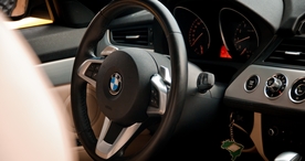 方向盘仪表盘高清图片