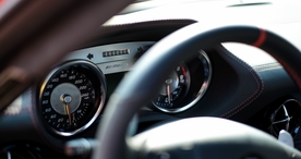 方向盘仪表盘高清图片