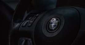 方向盘仪表盘高清图片