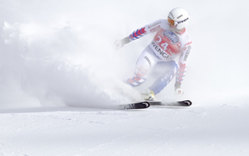 滑雪运动滑雪板图片