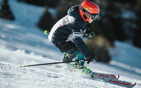 滑雪运动滑雪板图片