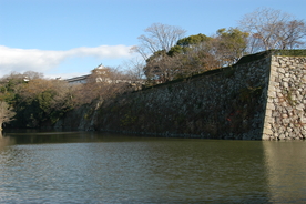 日本古城护城河