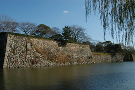 日本古城护城河