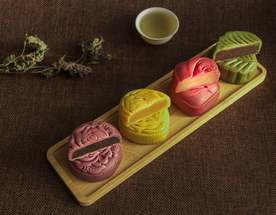 月饼中秋礼盒点心图片