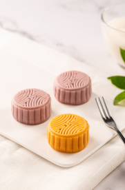 月饼中秋礼盒点心图片