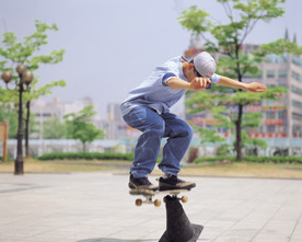 滑板休闲运动图片