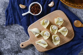 饺子锅贴馄饨图片