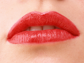 嘴唇接吻唇角口红图片