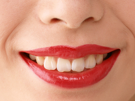 嘴唇接吻唇角口红图片