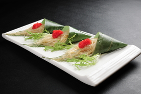 翅针鲍丝鱼子酱