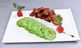 葱油凉瓜拌黑椒小排